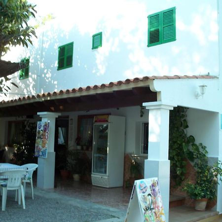 Pension Las Tres Golondrinas Es Figueral Екстер'єр фото
